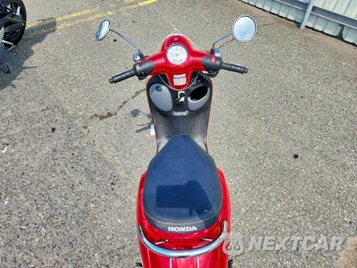 Zdjęcie 6 z 9 samochodu: 2017 HONDA NCW50 VIN:JH2AF7712HK101476 - miniatura