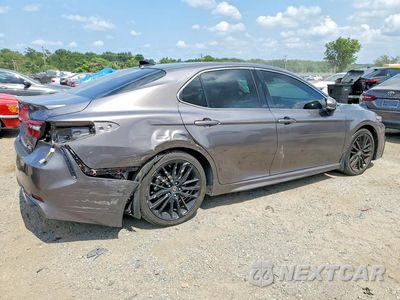Trzecie zdjęcie samochodu z tyłu: 2022 TOYOTA CAMRY XSE VIN:4T1K61AKXNU010527 - miniatura
