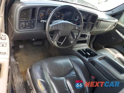 Zdjęcie 8 z 13 samochodu: 2004 GMC NEW SIERRA C1500 VIN:2GTEC19T541389499 - miniatura