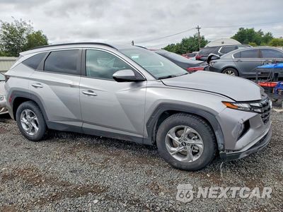 Czwarte zdjęcie samochodu z boku: 2024 HYUNDAI TUCSON SEL VIN:5NMJB3DE4RH344871 - miniatura