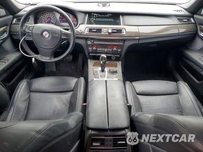 Zdjęcie 8 z 13 samochodu: 2014 BMW ALPINA B7 VIN:WBAYE8C53EDS16075 - miniatura