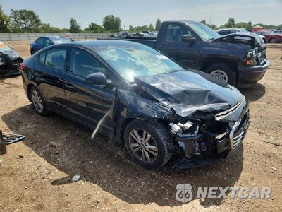 Czwarte zdjęcie samochodu z boku: 2017 HYUNDAI ELANTRA VALUE EDITION VIN:5NPD84LF1HH166253 - miniatura