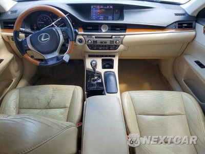 Zdjęcie 8 z 12 samochodu: 2013 LEXUS ES 300H VIN:JTHBW1GGXD2032267 - miniatura