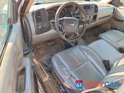 Zdjęcie 8 z 12 samochodu: 2013 CHEVROLET SILVERADO K1500 VIN:1GCNKPEX5DZ284998 - miniatura