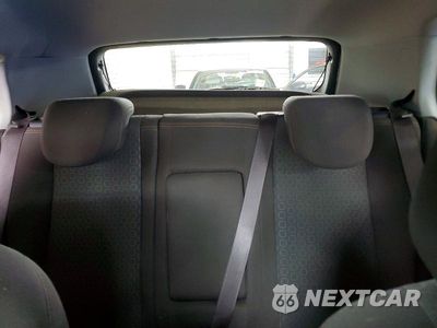 Zdjęcie 10 z 13 samochodu: 2018 CHEVROLET TRAX LS VIN:KL7CJNSB1JB623510 - miniatura