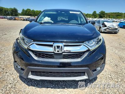 Piąte zdjęcie samochodu w środku: 2017 HONDA CR-V EX VIN:7FARW1H54HE044757 - miniatura