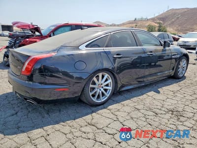 Trzecie zdjęcie samochodu z tyłu: 2016 JAGUAR XJ VIN:SAJWA1C74G8W03018 - miniatura