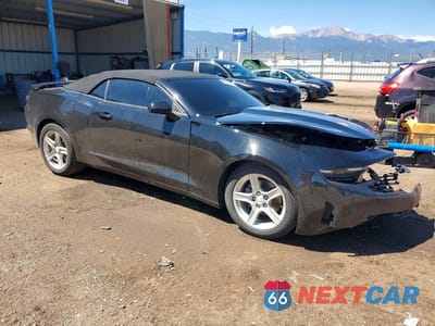Czwarte zdjęcie samochodu z boku: 2021 CHEVROLET CAMARO LS VIN:1G1FB3DS9M0102137 - miniatura