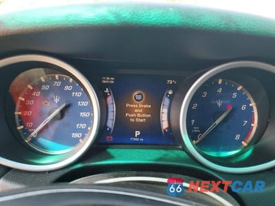 Zdjęcie 9 z 12 samochodu: 2014 MASERATI GHIBLI S VIN:ZAM57RTA0E1097711 - miniatura