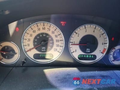 Zdjęcie 9 z 13 samochodu: 2001 CHRYSLER TOWN & COUNTRY LIMITED VIN:2C8GP64L41R359942 - miniatura