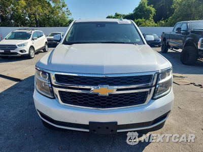 Piąte zdjęcie samochodu w środku: 2017 CHEVROLET TAHOE C1500 LT VIN:1GNSCBKC3HR182505 - miniatura
