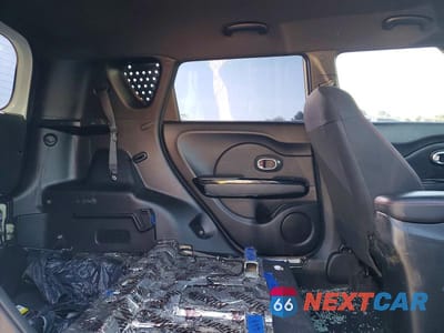 Zdjęcie 10 z 12 samochodu: 2014 KIA SOUL + VIN:KNDJP3A59E7023688 - miniatura
