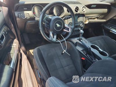 Zdjęcie 8 z 12 samochodu: 2018 FORD MUSTANG VIN:1FA6P8TH4J5163623 - miniatura