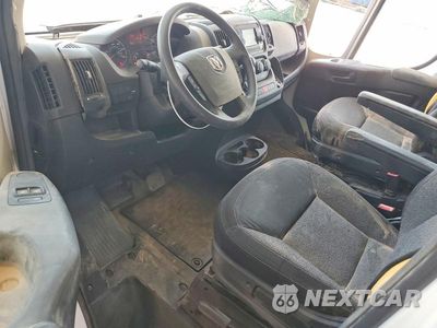 Zdjęcie 8 z 13 samochodu: 2021 RAM PROMASTER 2500 2500 HIGH VIN:3C6LRVDG2ME523581 - miniatura