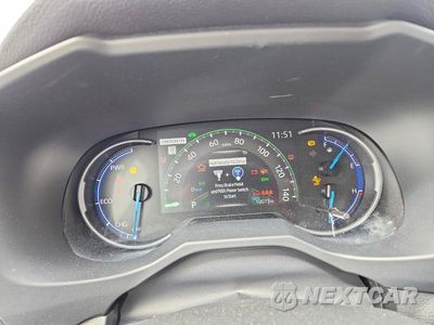 Zdjęcie 9 z 12 samochodu: 2025 TOYOTA RAV4 HYBRID XLE VIN:JTMRWRFV4SD328059 - miniatura