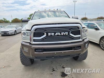 Piąte zdjęcie samochodu w środku: 2018 RAM 2500 LONGHORN VIN:3C6UR5PL2JG118088 - miniatura
