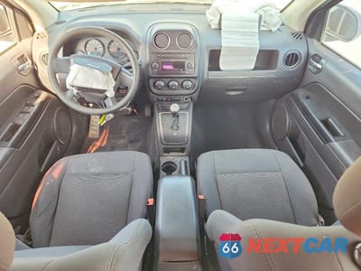 Zdjęcie 8 z 13 samochodu: 2010 JEEP COMPASS SPORT VIN:1J4NT4FB0AD593828 - miniatura