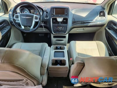 Zdjęcie 8 z 13 samochodu: 2013 CHRYSLER TOWN & COUNTRY TOURING VIN:2C4RC1BG3DR540937 - miniatura
