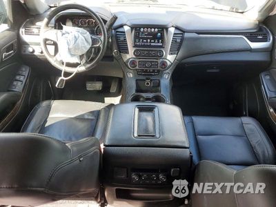 Zdjęcie 8 z 14 samochodu: 2020 CHEVROLET SUBURBAN K1500 LT VIN:1GNSKHKC6LR136598 - miniatura