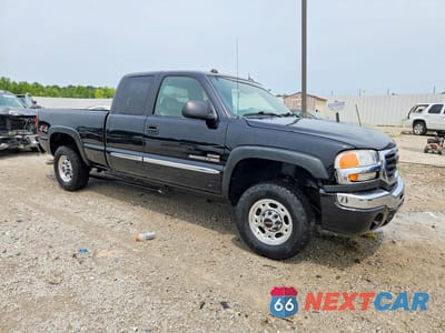 Czwarte zdjęcie samochodu z boku: 2004 GMC SIERRA K2500 HEAVY DUTY VIN:1GTHK29174E213122 - miniatura