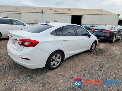 Trzecie zdjęcie samochodu z tyłu: 2016 CHEVROLET CRUZE LS VIN:1G1BC5SM3G7245592 - miniatura