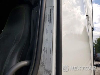 Zdjęcie 12 z 14 samochodu: 2020 VOLVO VNL SEMI TRUCK VIN:4V4NC9EH1LN228195 - miniatura