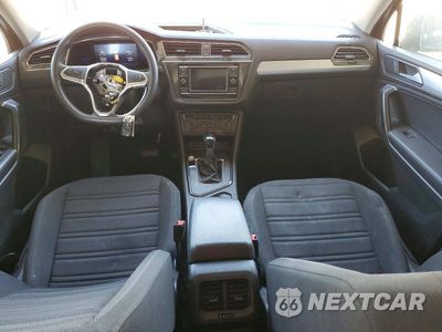 Zdjęcie 8 z 13 samochodu: 2022 VOLKSWAGEN TIGUAN S VIN:3VV1B7AX3NM075896 - miniatura