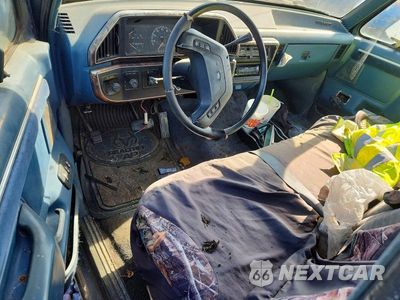 Zdjęcie 8 z 13 samochodu: 1988 FORD F150 VIN:1FTEF15N3JNA22836 - miniatura