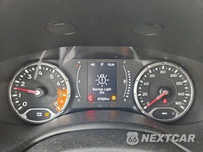 Zdjęcie 9 z 13 samochodu: 2018 JEEP RENEGADE SPORT VIN:ZACCJBAB8JPH79603 - miniatura