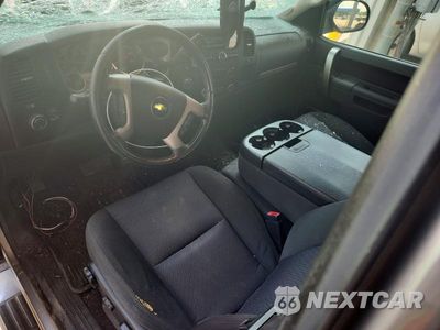 Zdjęcie 8 z 12 samochodu: 2013 CHEVROLET SILVERADO K1500 LT VIN:1GCRKSE78DZ229983 - miniatura