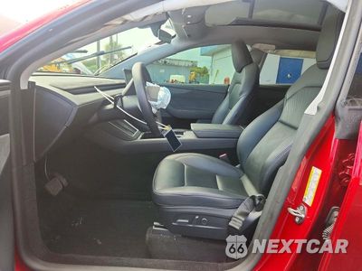 Zdjęcie 7 z 12 samochodu: 2026 TESLA MODEL Y VIN:7SAYGDEE6TA380719 - miniatura