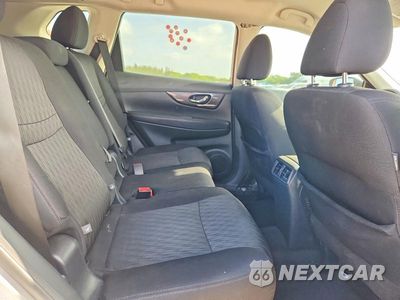 Zdjęcie 11 z 14 samochodu: 2019 NISSAN ROGUE S VIN:5N1AT2MTXKC834611 - miniatura