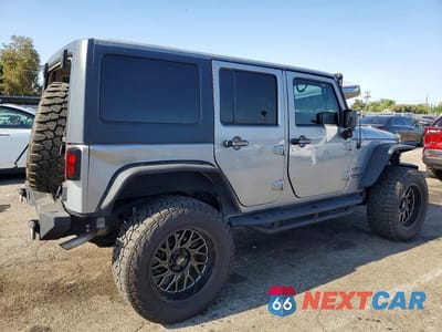 Trzecie zdjęcie samochodu z tyłu: 2014 JEEP WRANGLER UNLIMITED SPORT VIN:1C4HJWDG1EL237368 - miniatura