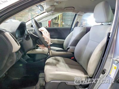 Zdjęcie 7 z 13 samochodu: 2019 HONDA HR-V LX VIN:3CZRU6H38KG700435 - miniatura