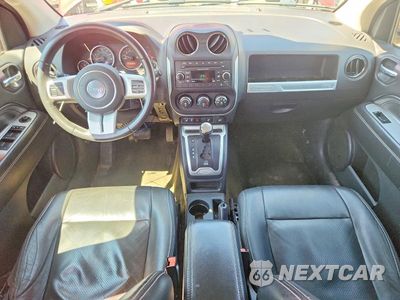Zdjęcie 8 z 13 samochodu: 2016 JEEP COMPASS LATITUDE VIN:1C4NJDEB1GD598932 - miniatura