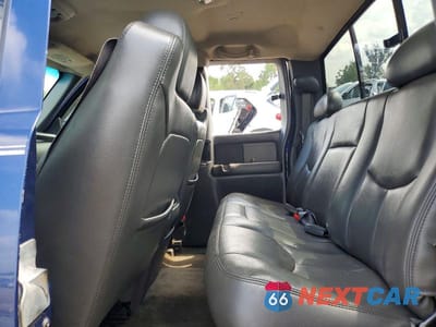 Zdjęcie 10 z 13 samochodu: 2004 GMC NEW SIERRA C1500 VIN:2GTEC19T541389499 - miniatura