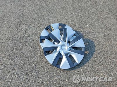 Zdjęcie 12 z 13 samochodu: 2023 TESLA MODEL Y VIN:7SAYGDEE6PF805008 - miniatura