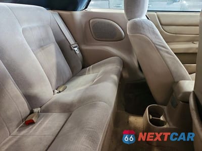 Zdjęcie 10 z 12 samochodu: 2002 CHRYSLER SEBRING GTC VIN:1C3EL75R62N240466 - miniatura