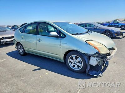 Czwarte zdjęcie samochodu z boku: 2006 TOYOTA PRIUS BASE VIN:JTDKB20U363133439 - miniatura