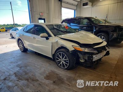 Czwarte zdjęcie samochodu z boku: 2024 TOYOTA CAMRY XLE VIN:4T1F11BK8RU131044 - miniatura