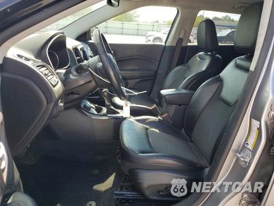 Zdjęcie 7 z 13 samochodu: 2019 JEEP COMPASS LATITUDE VIN:3C4NJDBB5KT592641 - miniatura