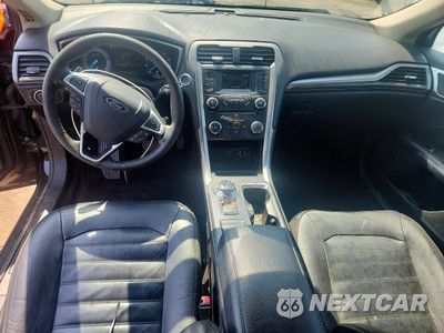 Zdjęcie 8 z 12 samochodu: 2017 FORD FUSION SE VIN:3FA6P0HD7HR111384 - miniatura