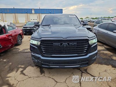 Piąte zdjęcie samochodu w środku: 2025 RAM 1500 LARAMIE VIN:1C6SRFJP7SN764907 - miniatura