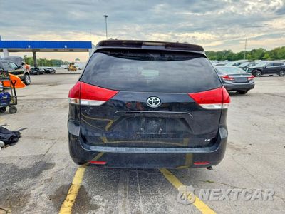 Zdjęcie 6 z 12 samochodu: 2014 TOYOTA SIENNA LE VIN:5TDKK3DC7ES426815 - miniatura