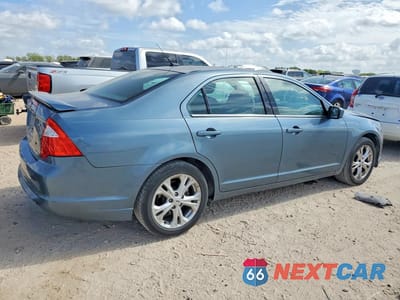 Trzecie zdjęcie samochodu z tyłu: 2012 FORD FUSION SE VIN:3FAHP0HG8CR247907 - miniatura