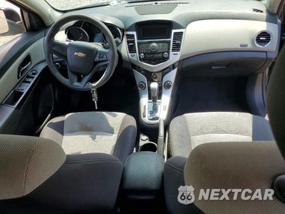 Zdjęcie 8 z 12 samochodu: 2015 CHEVROLET CRUZE LS VIN:1G1PA5SH8F7234116 - miniatura