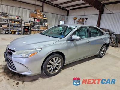 2016 TOYOTA CAMRY XLE 4T4BF1FK7GR534820 - główne zdjęcie licytacji z USA - miniatura