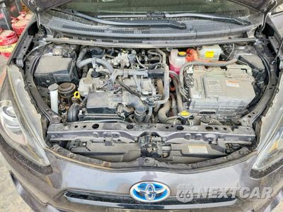 Zdjęcie 11 z 13 samochodu: 2015 TOYOTA PRIUS C TWO VIN:JTDKDTB34F1105598 - miniatura