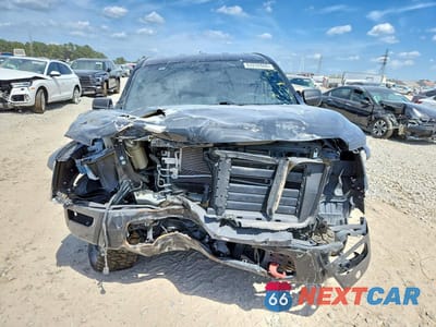 Piąte zdjęcie samochodu w środku: 2024 NISSAN TITAN PRO-4X VIN:1N6AA1ED2RN102920 - miniatura