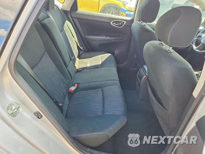 Zdjęcie 10 z 12 samochodu: 2019 NISSAN SENTRA SV VIN:3N1AB7AP3KY270323 - miniatura